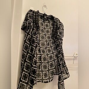 YOUNGE LADIES BLOUSE